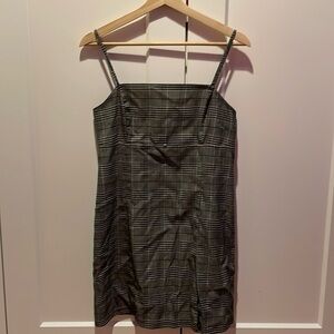 Black and white print dress